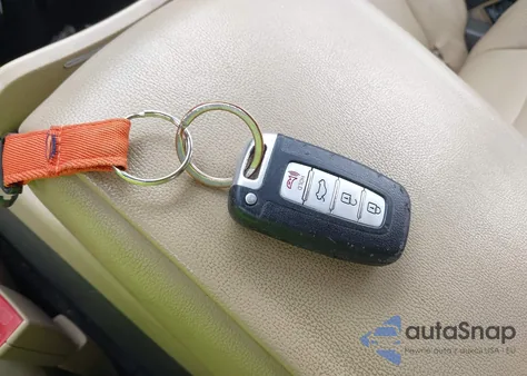 2009 Hyundai Genesis 3.8 from USA, damaged, VIN KMHGC46E49U019040